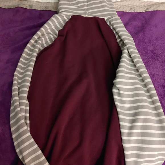 XXL Hoodie - Picture 2 of 3